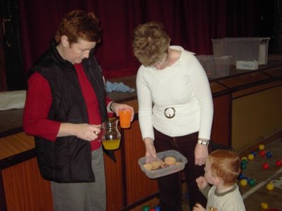 Susan Gore, Cathy Fox